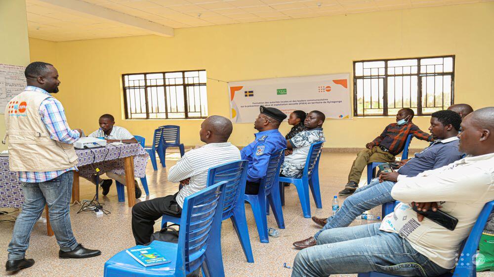 Les leaders communautaires et autorités locales en pleine formation à Kanyaruchinya