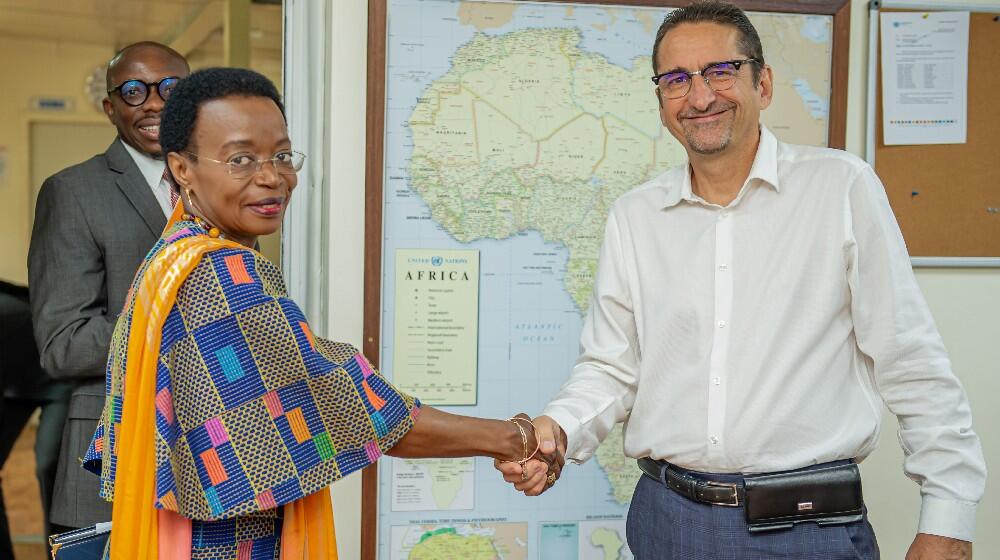 Mme Suzanne Mandong reçue par Mr Bruno Lemarquis, Représentant Spécial Adjoint et Coordonnateur des opérations humanitaires