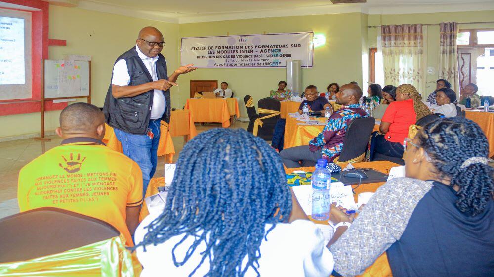 Les membres du Sous Cluster VBG RDC en séance de formation des Formateurs à Bunia