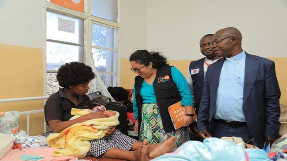 Une délégation de UNFPA et de la Caritas de Goma visite les femmes accouchées au santé de référence de kiziba.