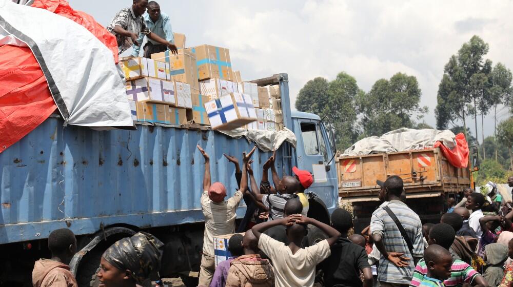 Approvisionnement et distribution des kits de santé de la reproduction à la clinique mobile de Bujari